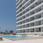 CB1633 Moderna Suite Vista lago-Aeropuerto 2min